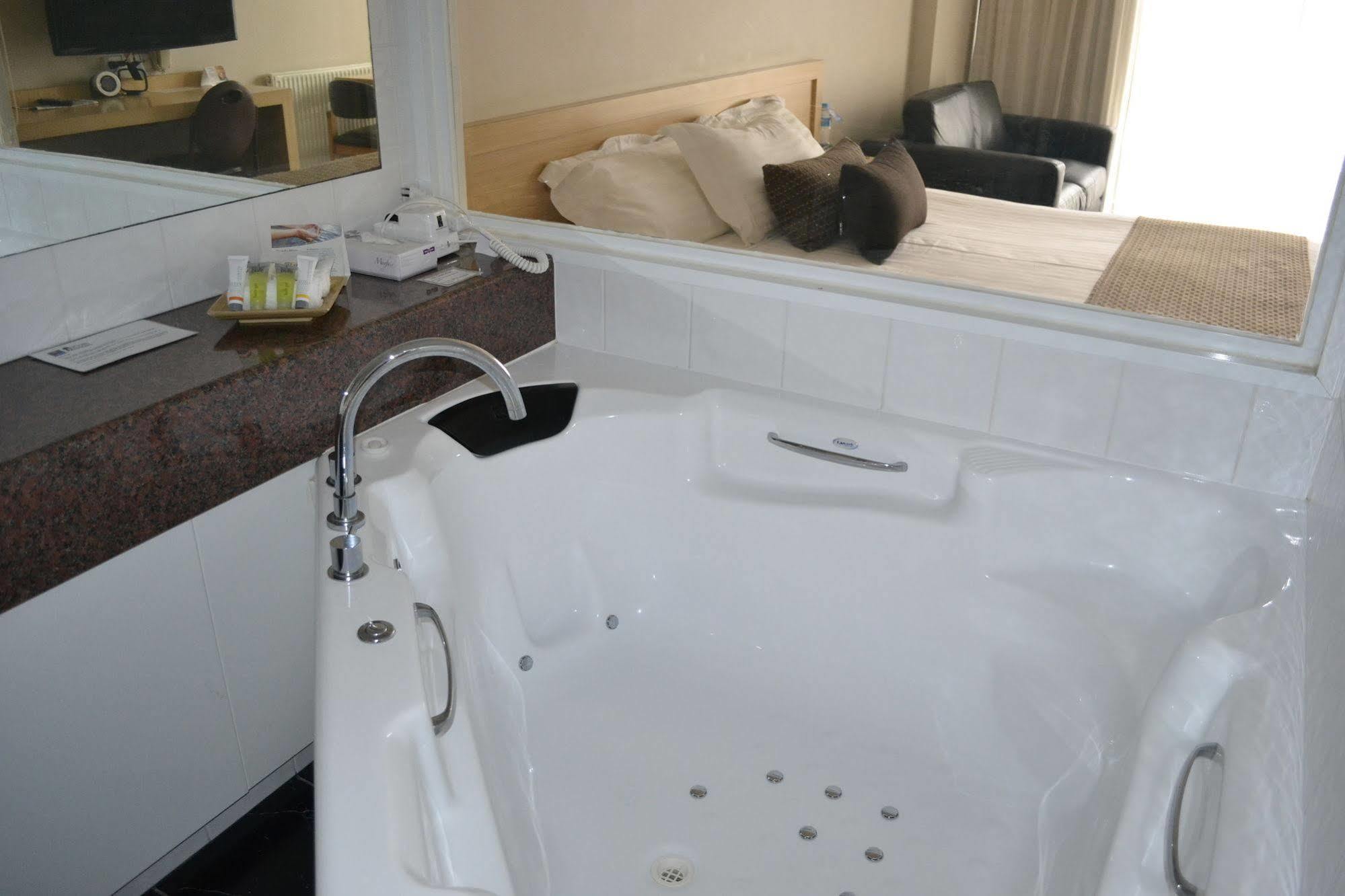 Richmond Henty Hotel ポートランド エクステリア 写真