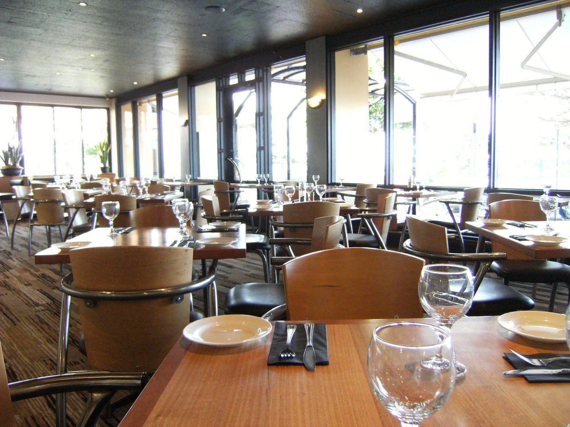 Richmond Henty Hotel ポートランド エクステリア 写真