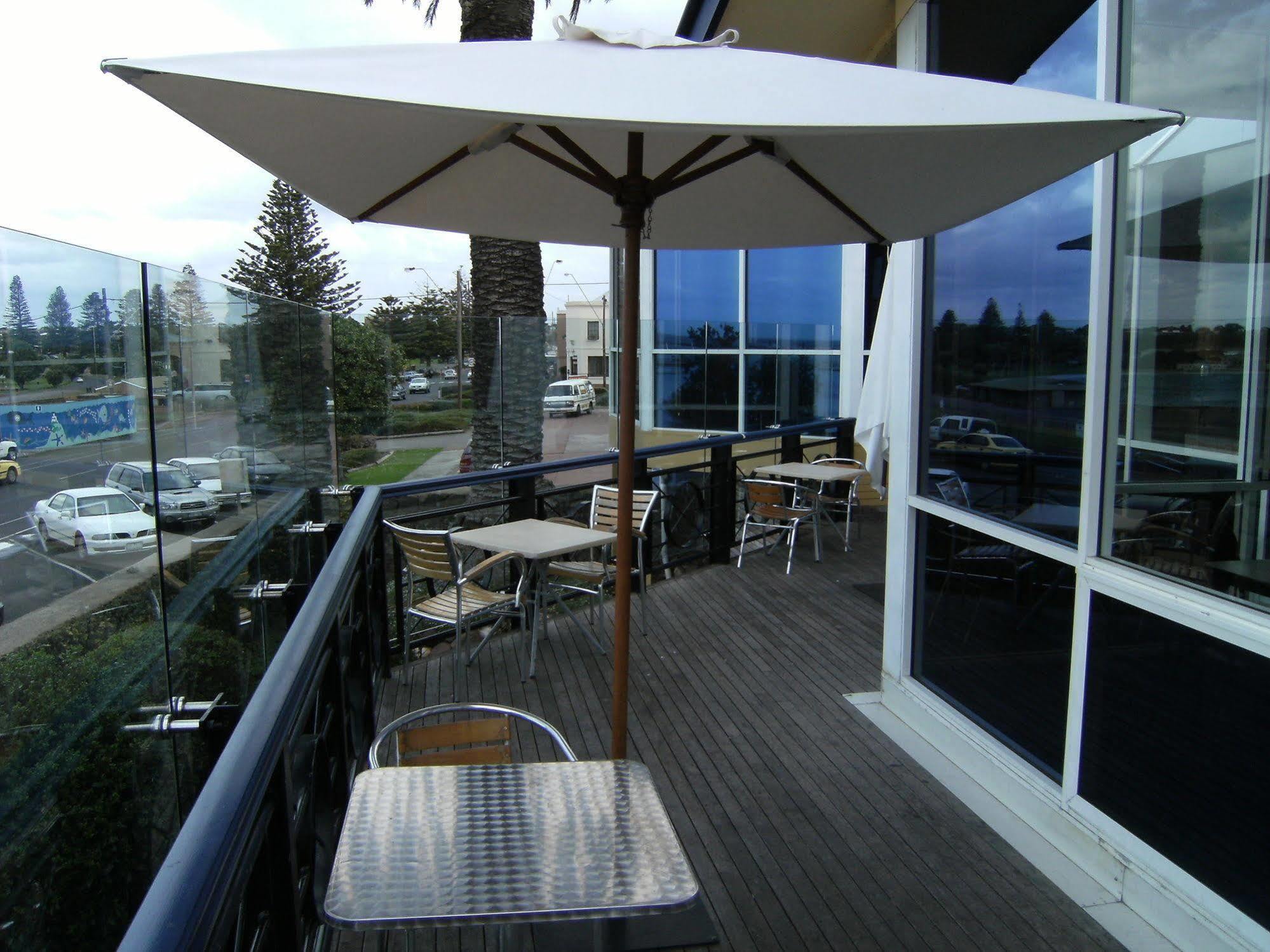 Richmond Henty Hotel ポートランド エクステリア 写真